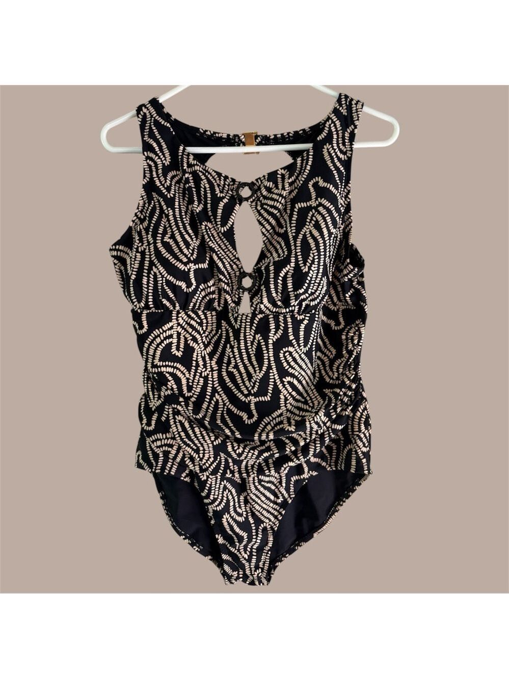 Beyond Control Black Tummy Control Swimsuit w/Tan Chain Print. Size 14. EUC! - Picture 3 of 12